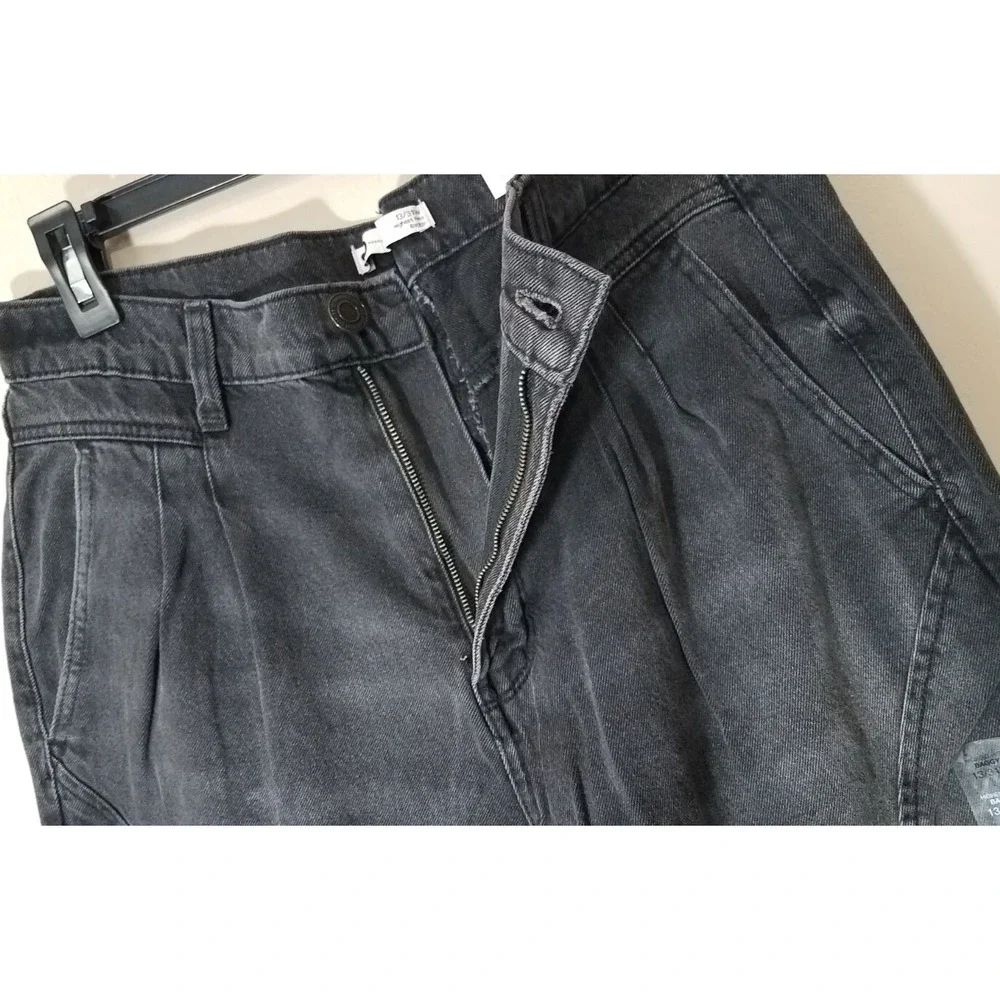 SO Jeans Baggy Highest Rise Pleated Front Juniors‎ Size 13/31W Faded Black NEW